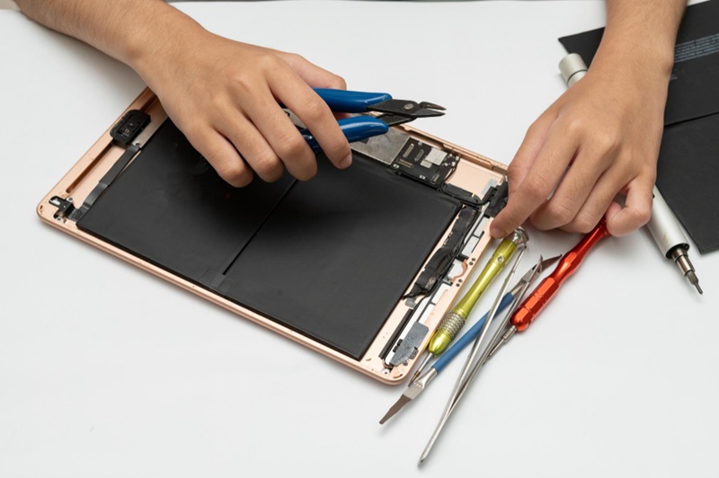 URPhone Store iPad repairability index
